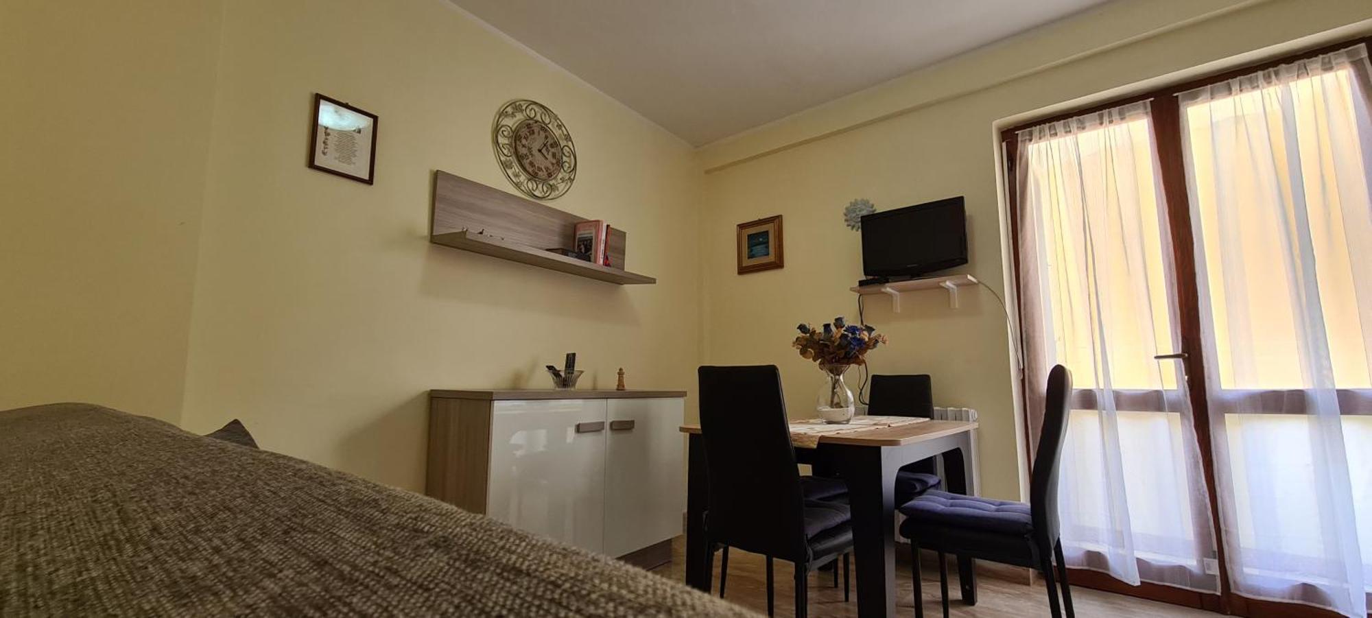 Em Holiday Apartment Quartu SantʼElena Exteriör bild