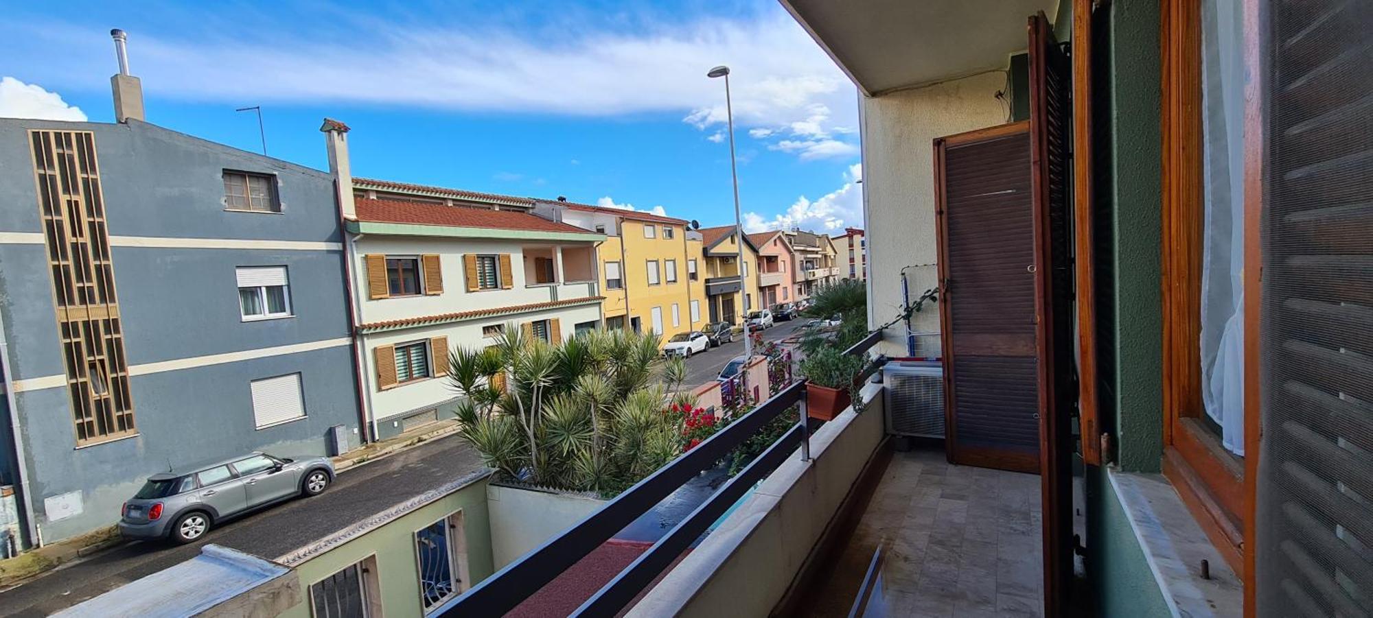 Em Holiday Apartment Quartu SantʼElena Exteriör bild